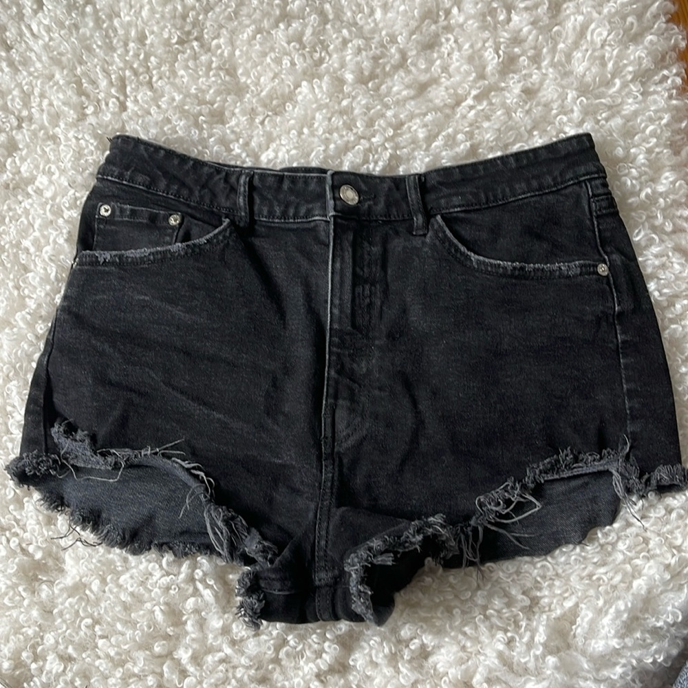Bundle 2 for $20😀 Zara Black Shorts